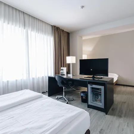 Continental Hotel