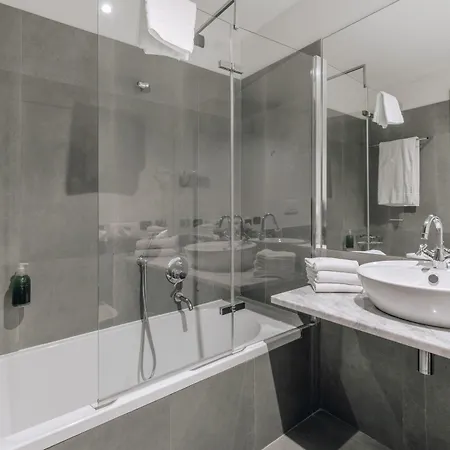 Continental 4* Cremona