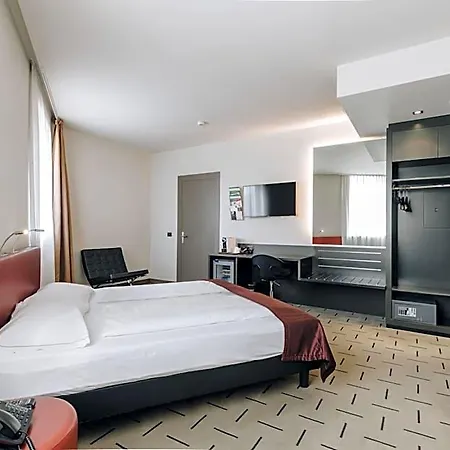 Continental Hotel