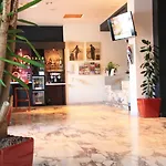 Continental Hotel 4*