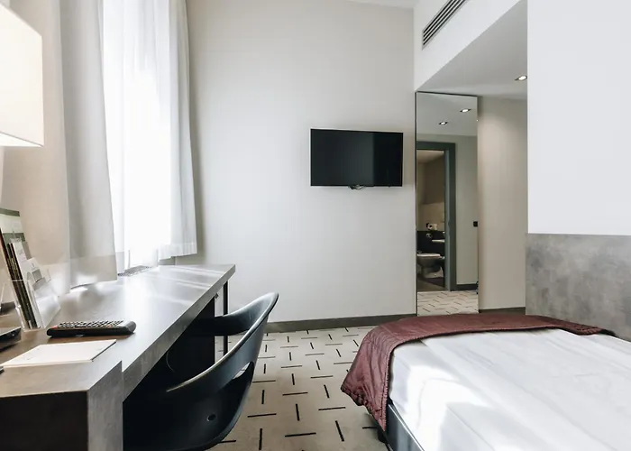 Continental Hotell 4*