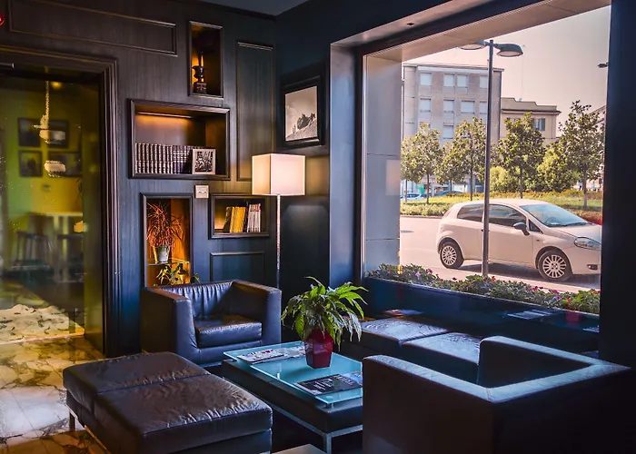 Continental Hotell 4*