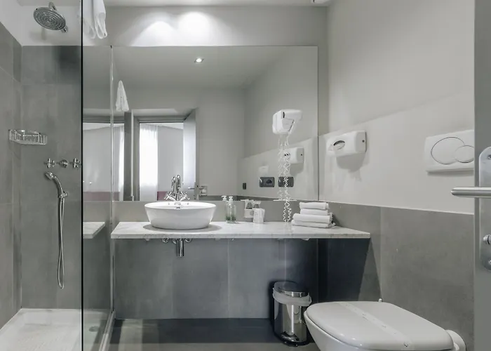 Continental Hotell 4*